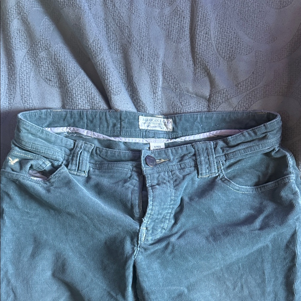 American Eagle Outfitters High Rise Blue Jeans